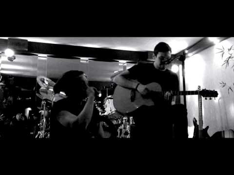 Hungry (Live Unplugged)