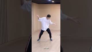 Download lagu TXT (투모로우바이투게더) ‘(CROWN)’ Dance practice mirror Vertical video SOOBIN Focus 수빈 직캠 ´CROWN´ 안무 거울모드 mp3