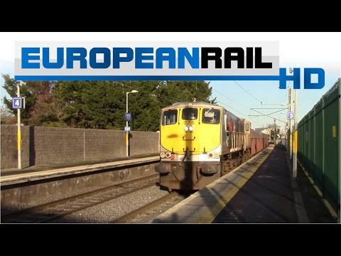 Iarnród Éireann Irish Rail 071 loco 075 + 10 Tara Mines Ore Wagons pass Howth Junction & Donaghmede