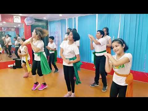 download lagu mp3 mp4 Mp3 Song Hum India Wale, download lagu Mp3 Song Hum India Wale gratis, unduh video klip Mp3 Song Hum India Wale