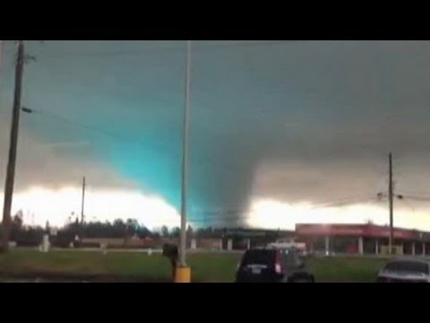 Tornado Tears Through Mississippi Town