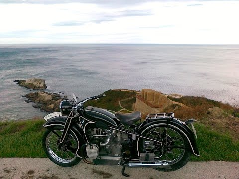 Subida urraki motos clásicas. Old motorcycles . Motos antiguas, clasicas e Historicas