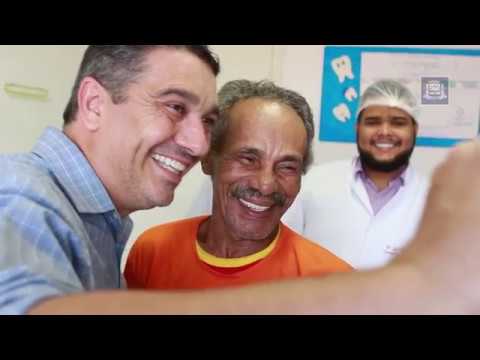 Governo Municipal inicia entrega de mais de 100 pr�teses dent�rias para a popula��o