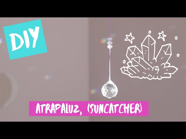 Vídeo relacionado con Atrapasoles Cristal,Colgante Cristal,Crystal Suncatcher Ornamento Colgante,Sun Catcher para Ventanas Jardines,Campanas Viento Cristal Atrapasueños para Colgar en Casa, Jardín, Oficina
