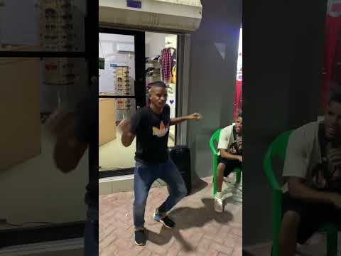 El Bailarin🕺🕺De Braulio Fogon🔥🔥Bailando - Un Chin🤏🤏 @BraulioFogon