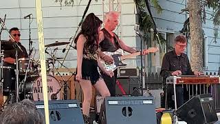 Dale Watson, "It's Lookin' Like a Heartache Either way"