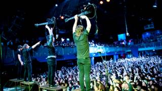 JUST KEEP BREATHING - WE CAME AS ROMANS (lyrics)