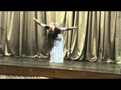 Bailarina Shaina Nur - 2 lugar solo amador