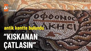 Alanya’da yürütülen kazı çalışmasında ‘kıskanan çatlasın’ mozaiği bulundu - atv 