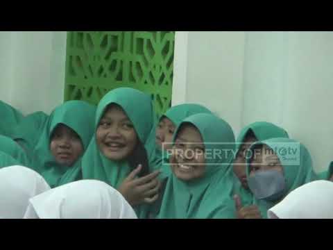 SMP MTA GEMOLONG ISI KEGIATAN CLASS MEETING DENGAN SEMINAR KEPUTRIAN