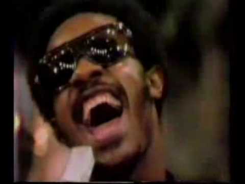 Stevie Wonder - Superstition live on Sesame Street