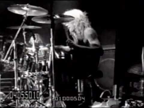 Guns N’ Roses - It’s so Easy (original, uncensored clip)