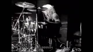 Guns N’ Roses - It’s so Easy (original, uncensored clip)