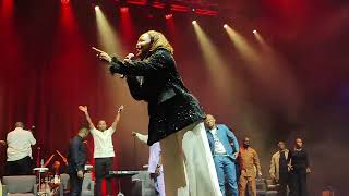 Download lagu Mpumi Mtshweni - Izandla Zethu mp3