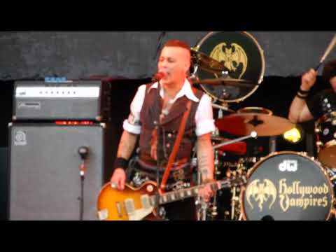 HOLLYWOOD VAMPIRES - People who died (Johnny Depp) @ Helsinki 10.06.2018