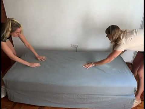 Convertí tu sommier en sillon con este kit e fundas y almohadones