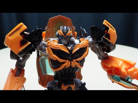 Age of Extinction Deluxe BUMBLEBEE: EmGo's Transformers Reviews N' Stuff