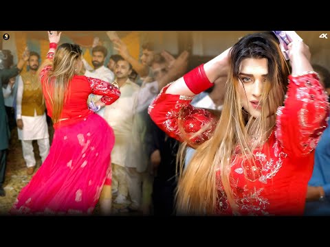 Nazare Ladgaiya , Urwa Khan Bollywood Dance Performance , SGSaraiki 2025