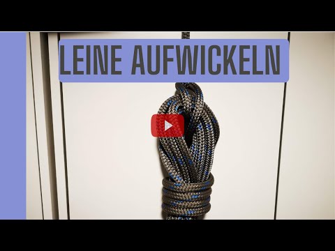 How do I wind up a leash?