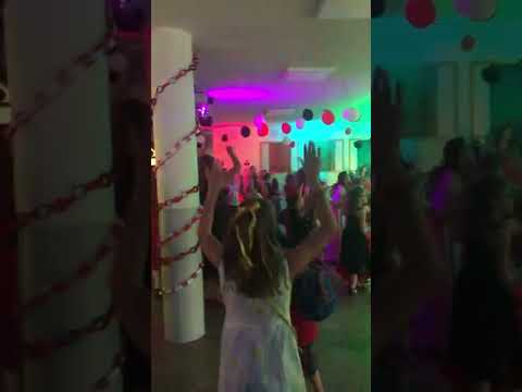 Mama Lauda - Schulball 2022: Primarstufe