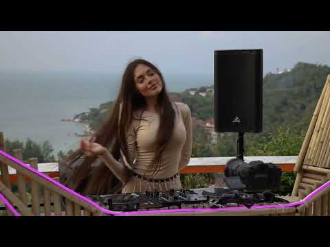 Xenia Dia (Diamond) - Live @ Apple Bar, Koh Phangan / Melodic Techno & Progressive House DJ Mix
