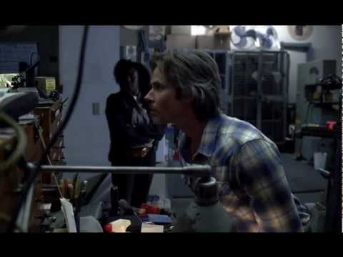 True Blood Season 5 - Sam the shifter sniffs out trouble