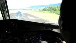 preview picture of video 'landing at Sentani Airport (DJJ), Papua from the cockpit'