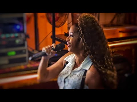 Eliza Mell - Amor Eterno (Ao Vivo no Conchittas Bar) 16/04/22