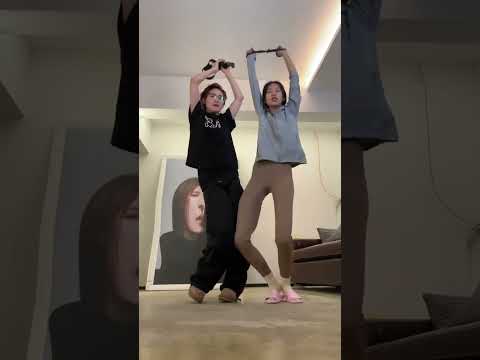 Hot girls dance together, this is a good dance, appearance, dance with two persons