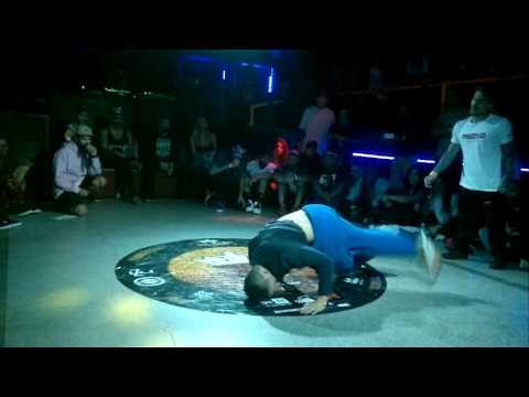 The King Of The Night 2016 | Klesio vs. Pivet