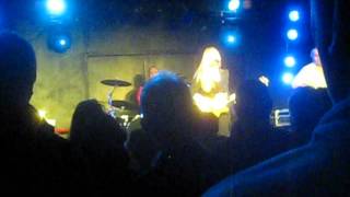 Joanne Shaw Taylor - Beautifully Broken