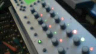Video thumbnail for Manikin Schrittmacher polyrythm by enapa