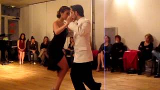 Juan Martin Carrara y Stefania Colina-3