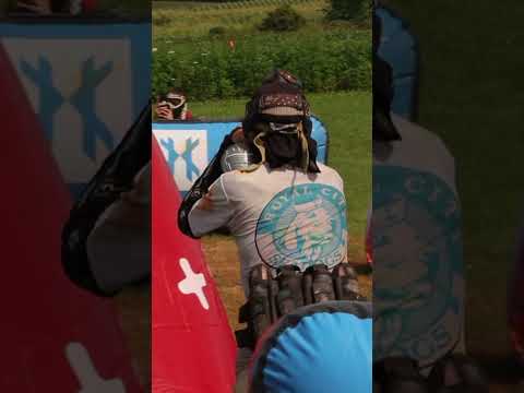 Pro Paintball Player Dillon Rizzardo In a 1v1 Battle!