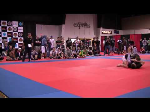 RD 2 Andrew McInnes vs Nabil Khatib