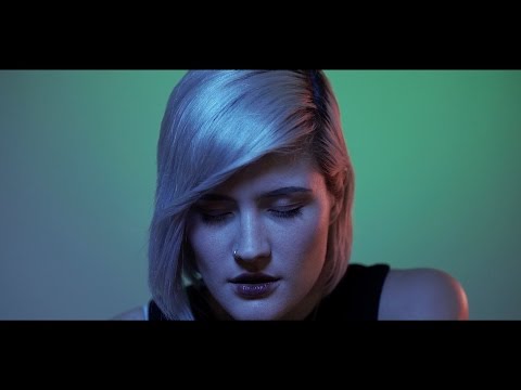 Madeline Juno - No Words (Official Video)