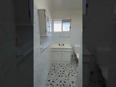 1/27a North Street, Mount Lofty, QLD 4350, 2 Bedrooms, 1 Bathrooms, House