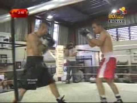 Boxeo en Costa Rica Elvin Perez vs Stanley Mendez3