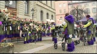 preview picture of video 'Fasnacht Glarus, 11.11.11. 11:11.wmv'