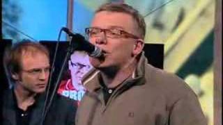 The Proclaimers perform "Life with You" Live Backstage