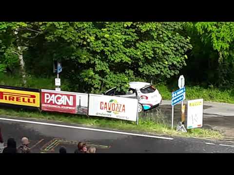 Rally del Taro 2019 PS 3 Tornolo: Zorra - Carbognani Peugeot 208 R2 Publirace