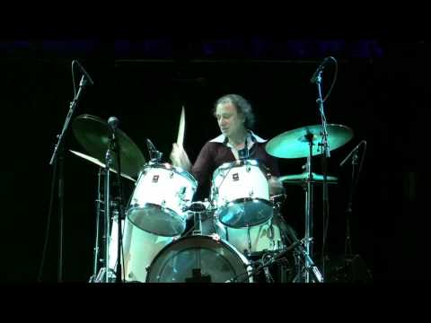 Focus & Thijs van Leer - Hocus Pocus Part#2 (9min) HD & Drum Solo, New Skin Tour Live@P60 Jan 2009