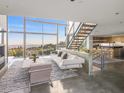 8300 Rugby Place | Los Angeles, CA - The Agency