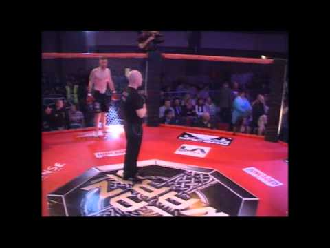 Kevin Booth V Geoff Hall Clanwars 17
