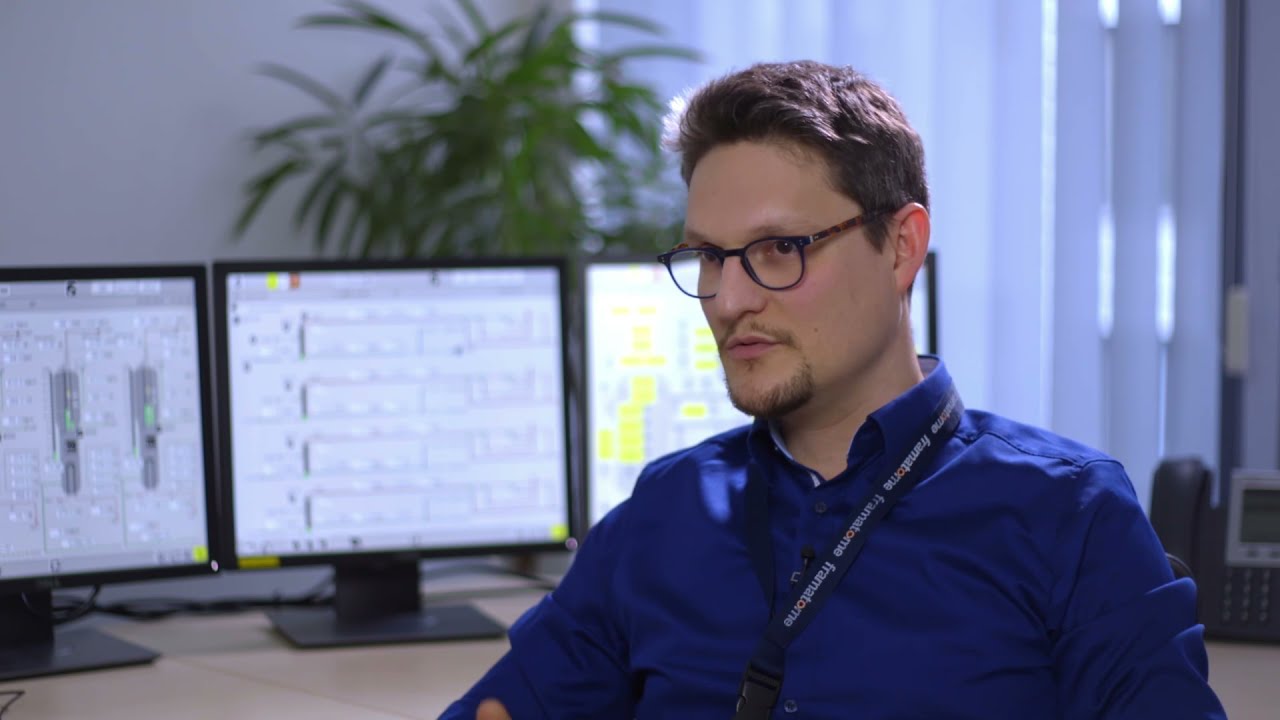 ELVEES the Evolving Engineering Simulator