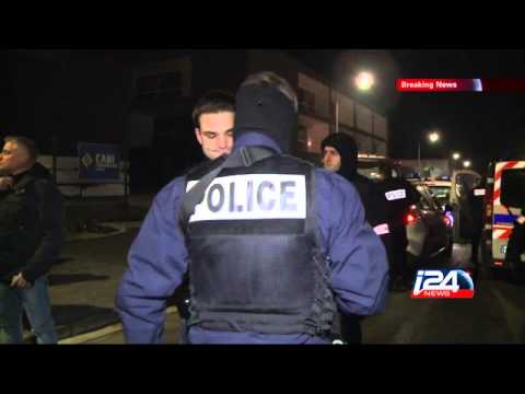 La police traque les suspects de l'attentat contre CHarlie Hebdo