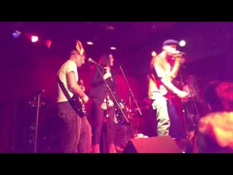 T.M.S. Crew - Kdo Miži (Live, Orto Bar)