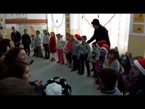 Serbare la Gura Caliței susținută de elevii Școlii -22.12.2017-Video 1