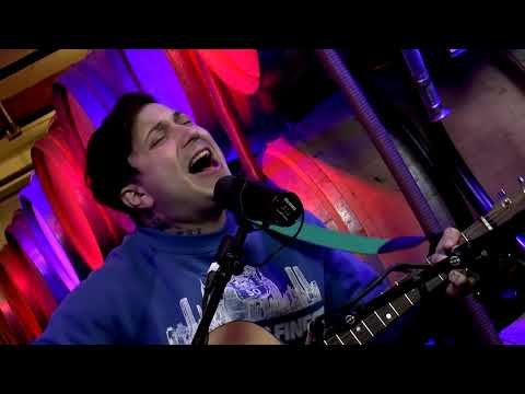Frank Iero & The Future Violents on Cellar Sessions at City Winery New York 9.5.19 [FULL]
