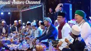 Download lagu Gus Azmi adek jilbab biru ' Majalengka bersholawat bersama syubbanul muslimin ' mp3
